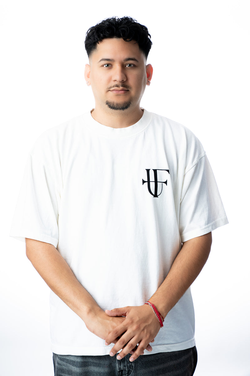 UNCØMMN FAITH Tee — White